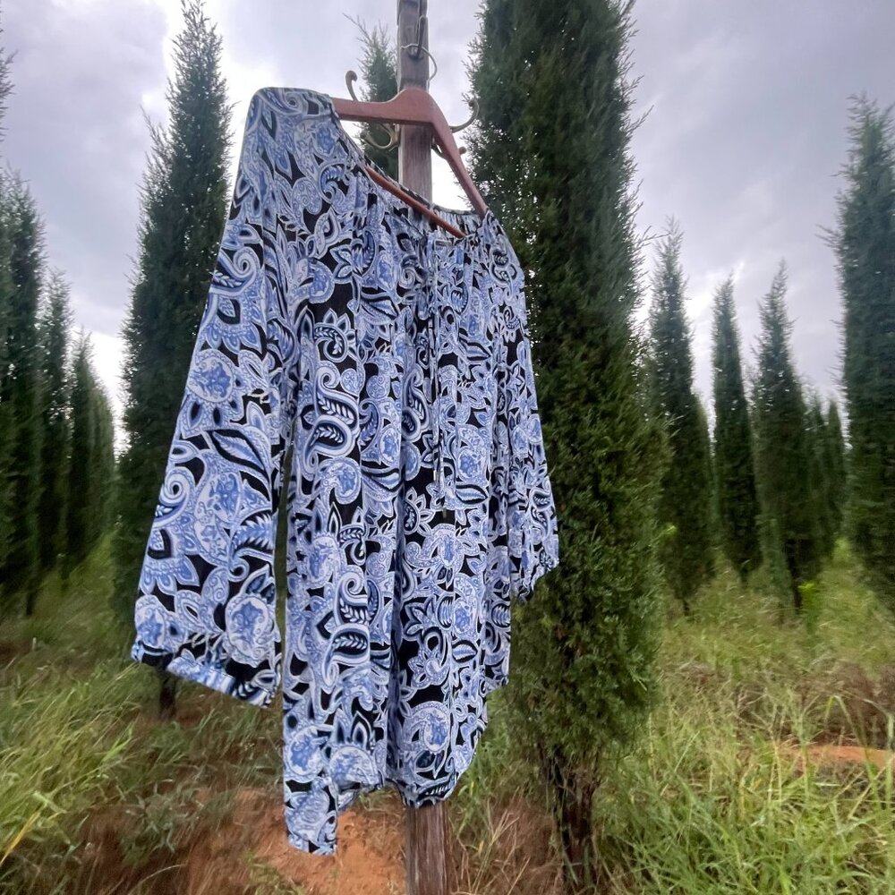 Women's Medium Will Smith Blue Paisley Tunic - Picture 4 of 16